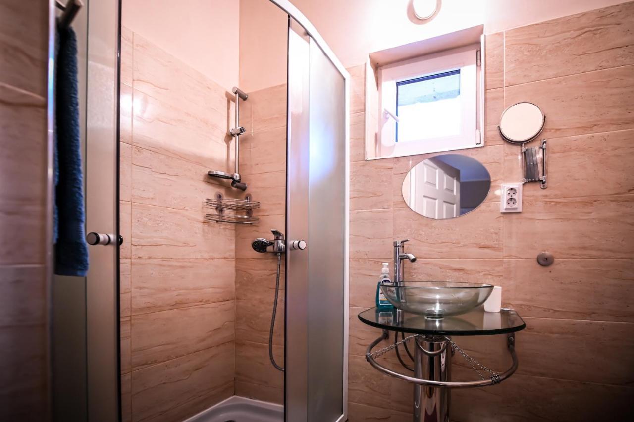 Jules' Sunny, Spacious And Central Apartment Сибиу Экстерьер фото